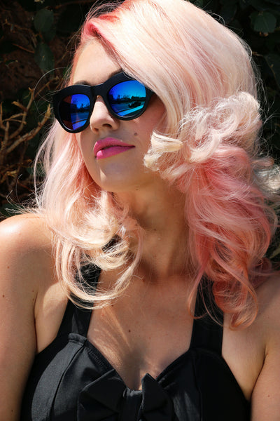 Technicolor Sunnies in Blue