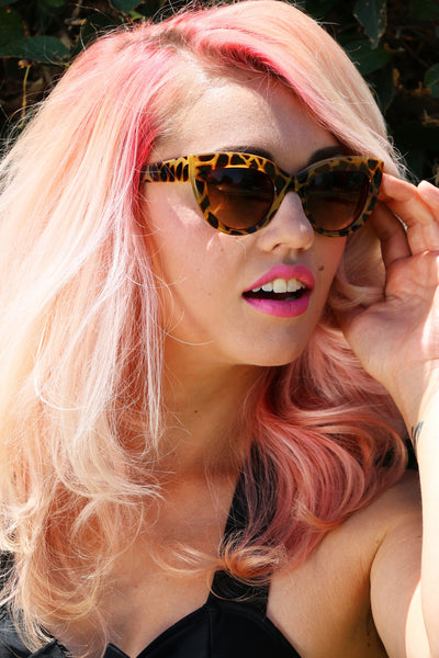 Clara Sunnies in Giraffe