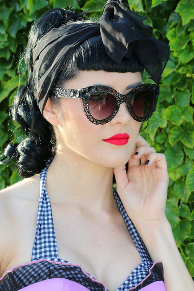 Lacey Sunnies in Black