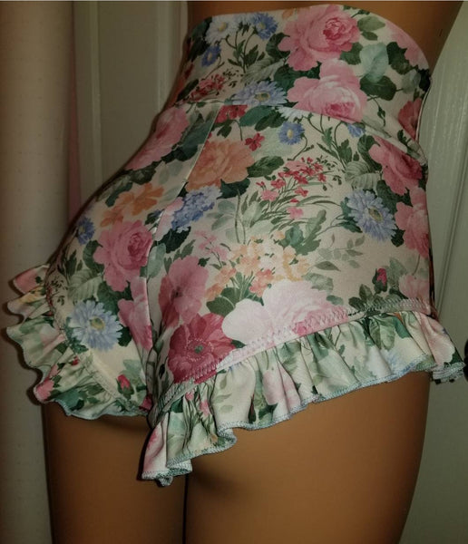 Sweet Pea Bottom in Mint Dot